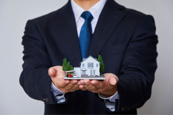 Read more about the article Property Insurance in Arlington, MA: Why Every Owner Needs It